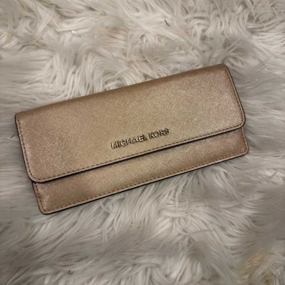 Michael Kors Metallic Rose Gold Wallet